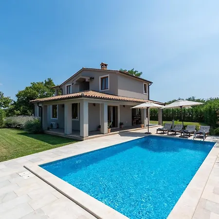 Stoje Villa Svetvinčenat